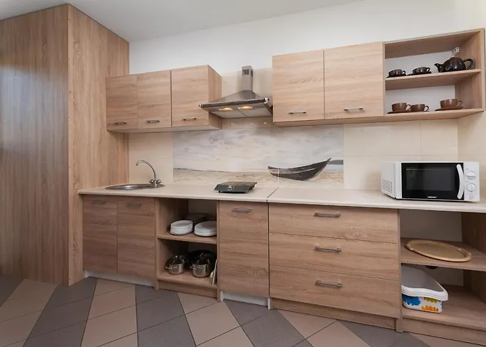 民宿 Niko 卡尔维亚